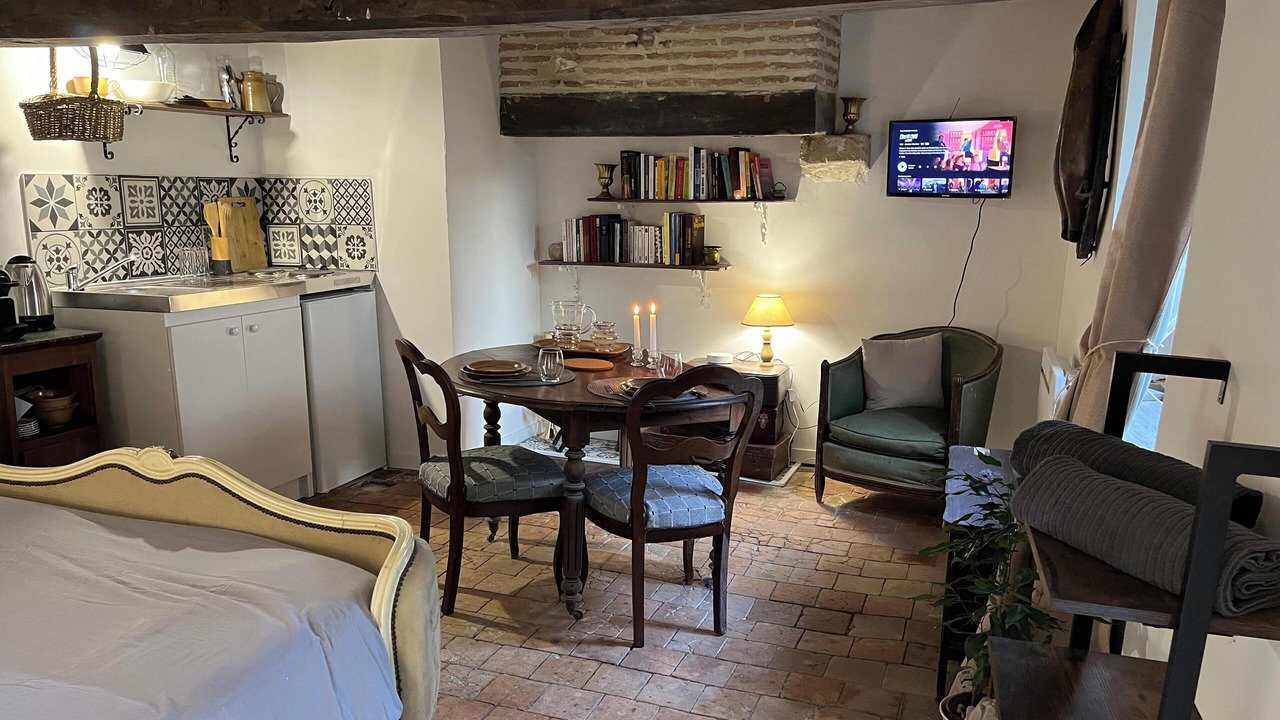 Photo of Others in Lorris