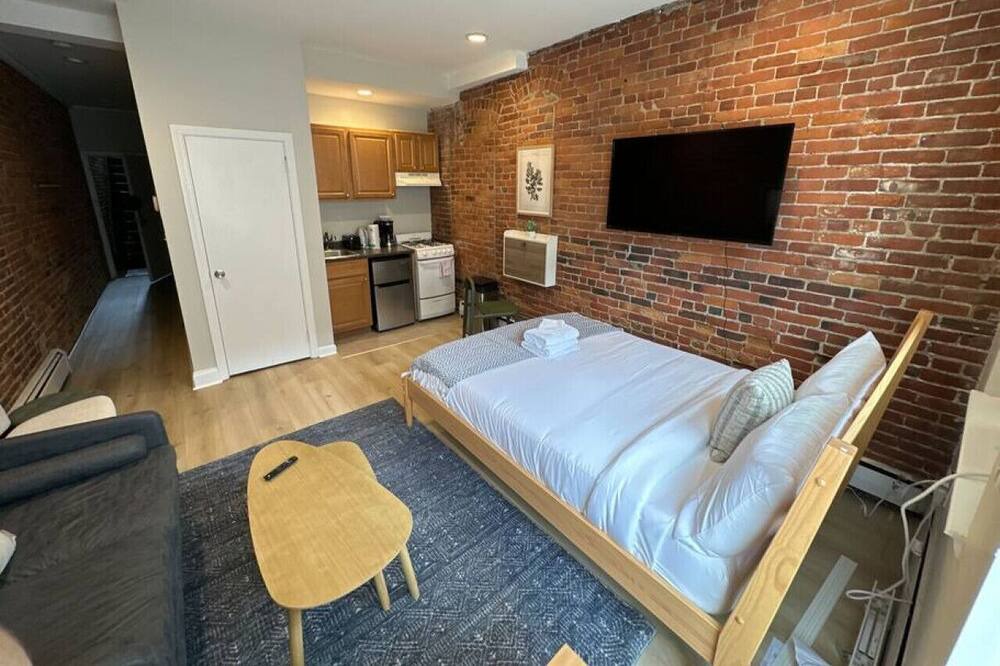 Photo of Others in Harrison Lenox