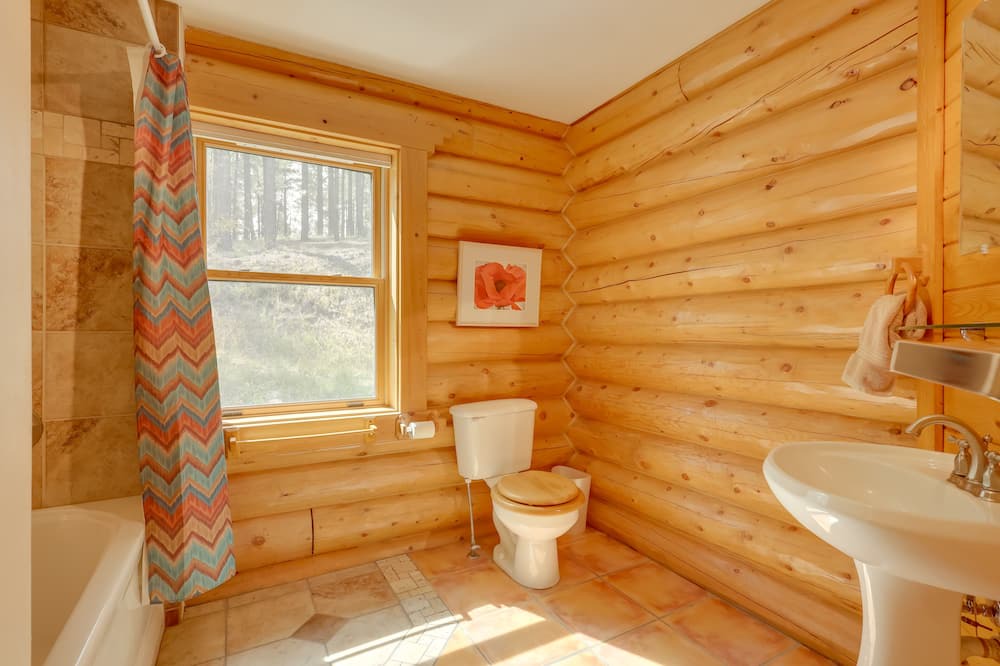 Photo of Bathroom in Jemez Springs