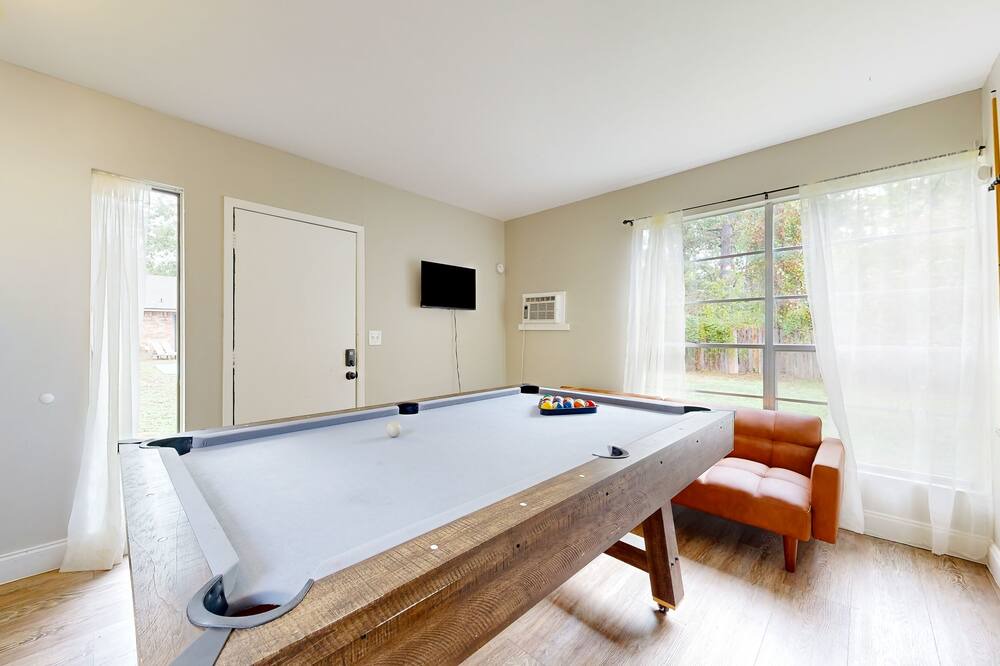 Photo of Bedroom in Grogan's Mill