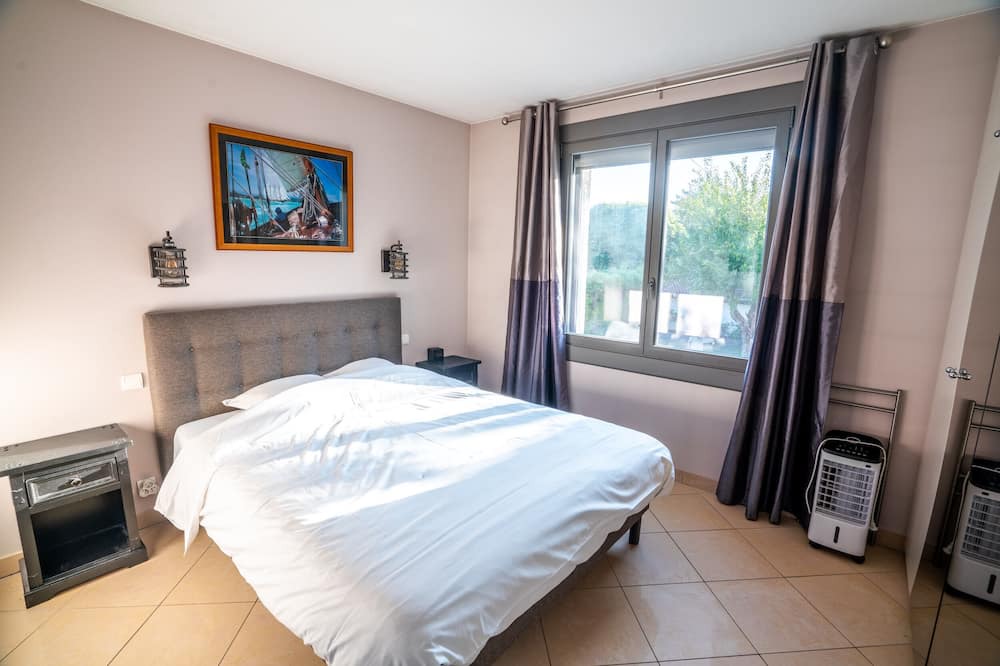 Photo of Bedroom in Seynod