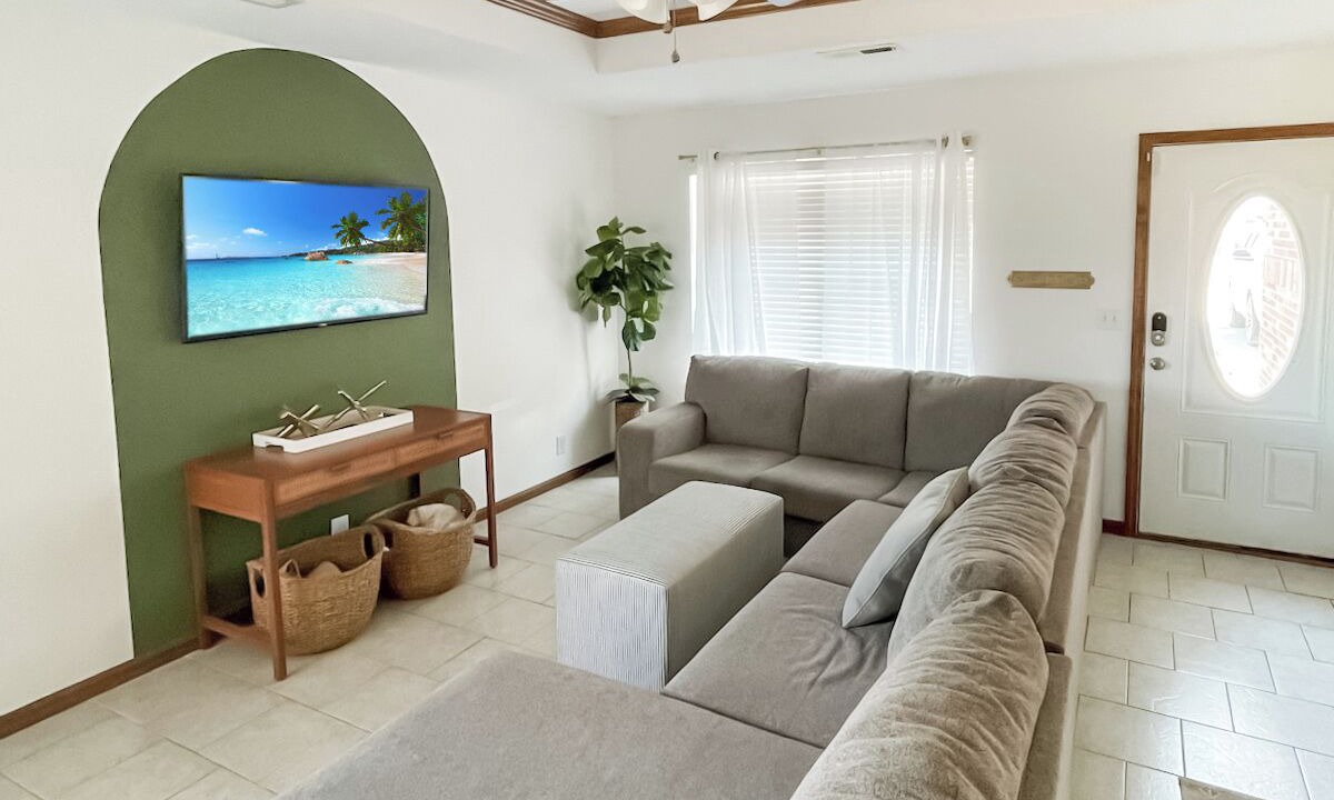 Photo of Livingroom in Warrensburg