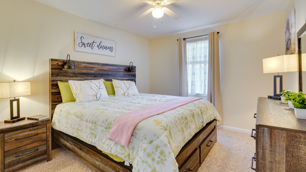 Photo of Others in Howard