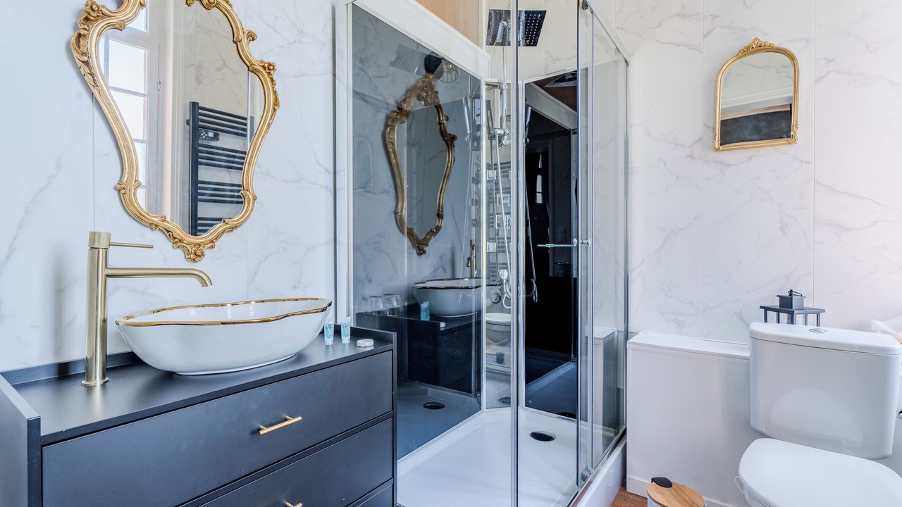 Photo of Bathroom in Bethencourt-sur-Mer