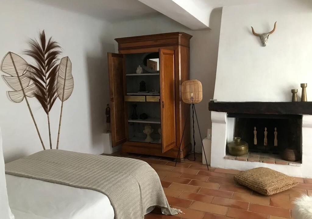 Photo of Bedroom in Massillargues-Attuech