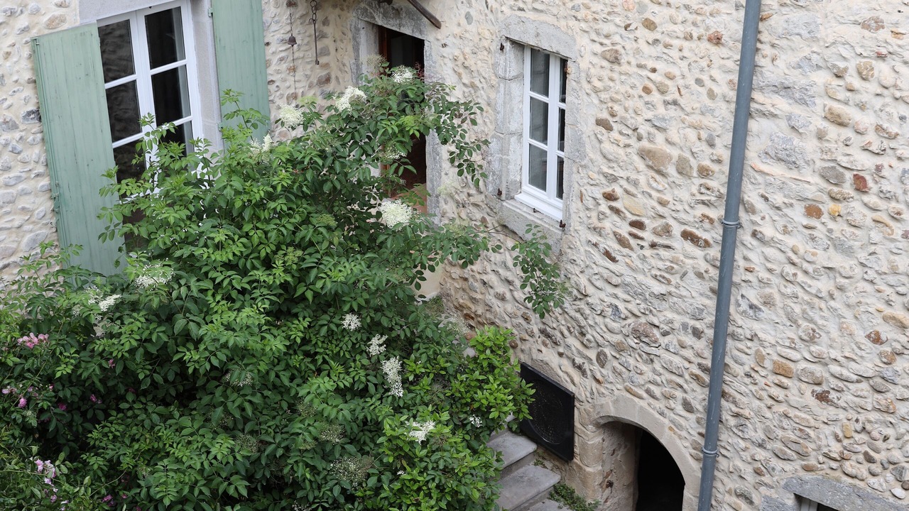 Photo of Bedroom in Massillargues-Attuech