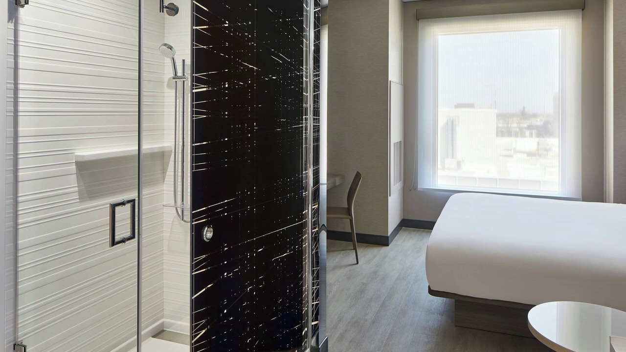 Photo of Bedroom in Downtown Sacramento