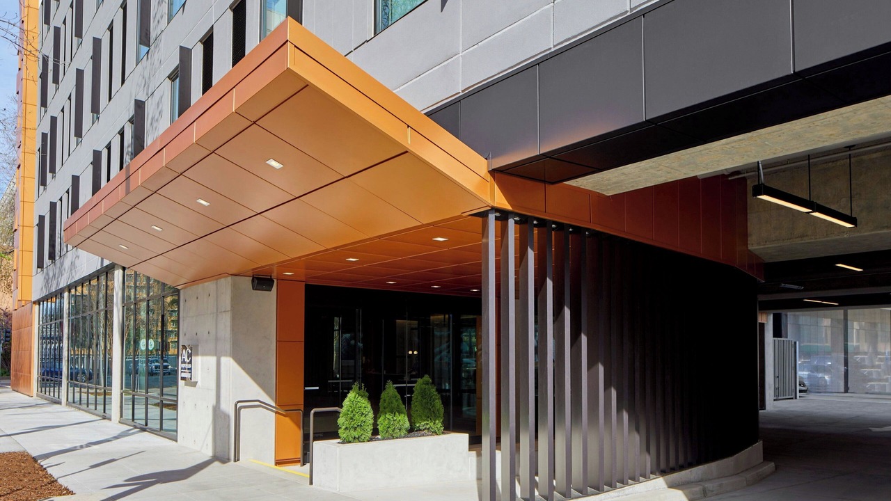 Photo of Others in Downtown Sacramento