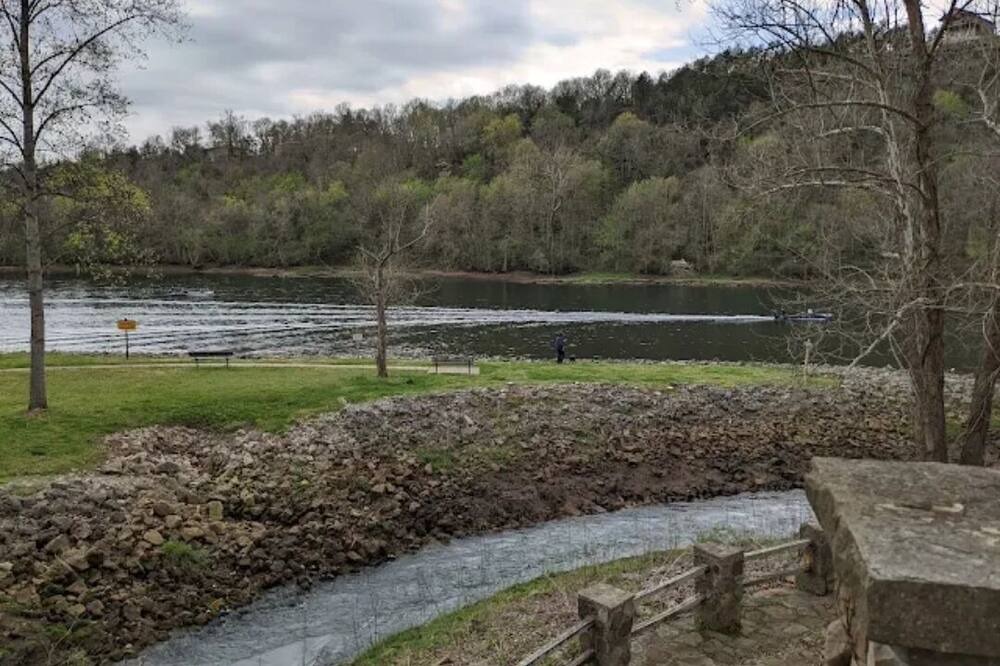 Photo of Outdoor in Lakeview
