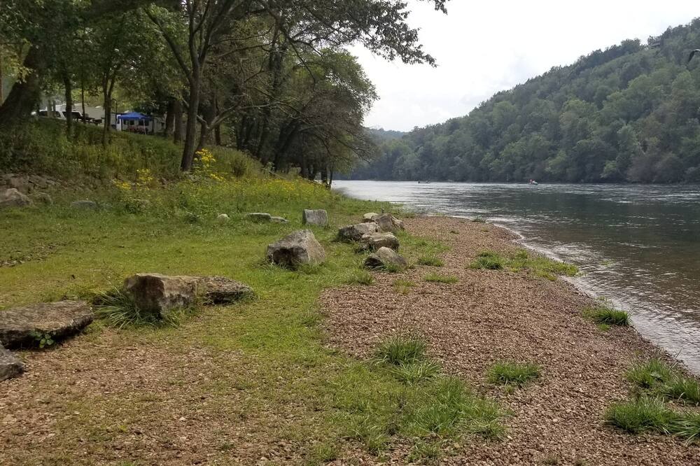 Photo of Outdoor in Lakeview