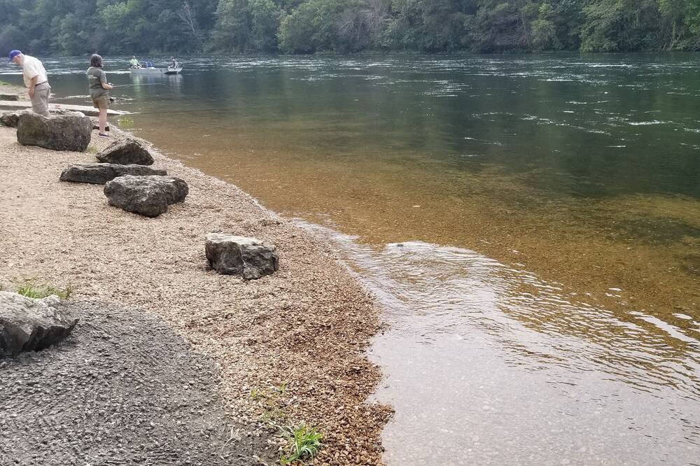Photo of Outdoor in Lakeview