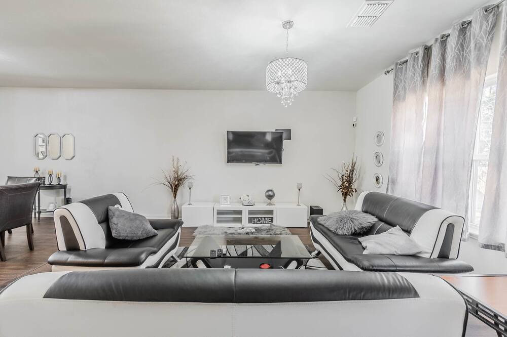 Photo of Livingroom in Dallas