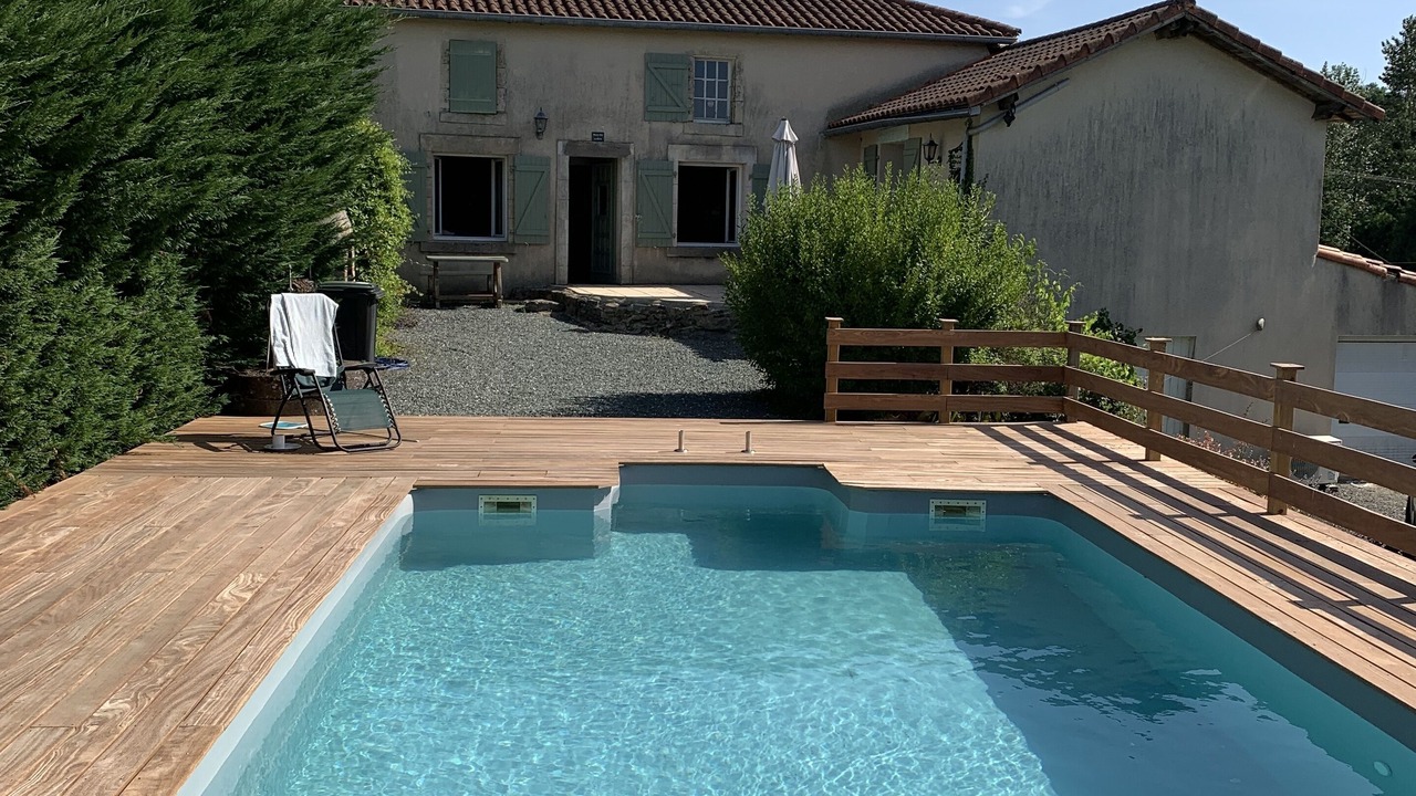 Photo of Outdoor in Saint-Hilaire-de-Voust