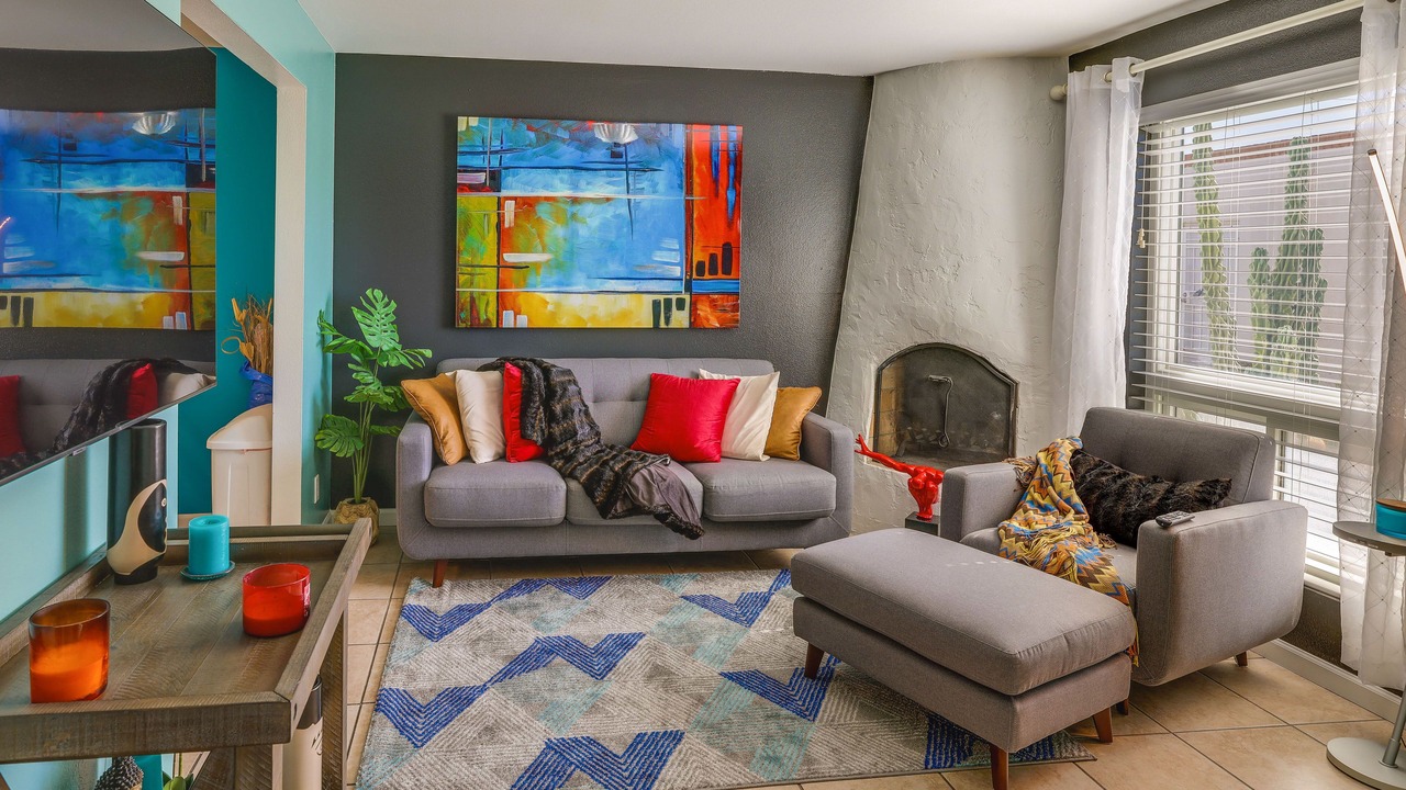 Photo of Livingroom in Cox Heights