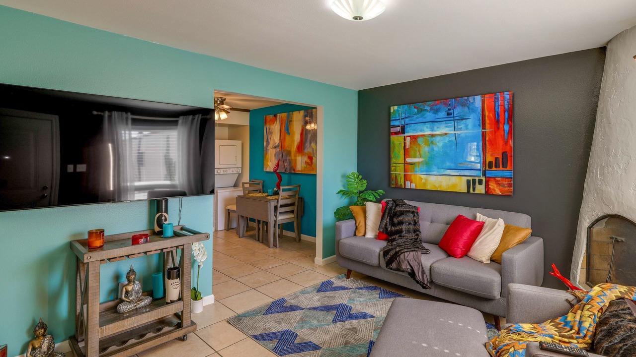 Photo of Livingroom in Cox Heights