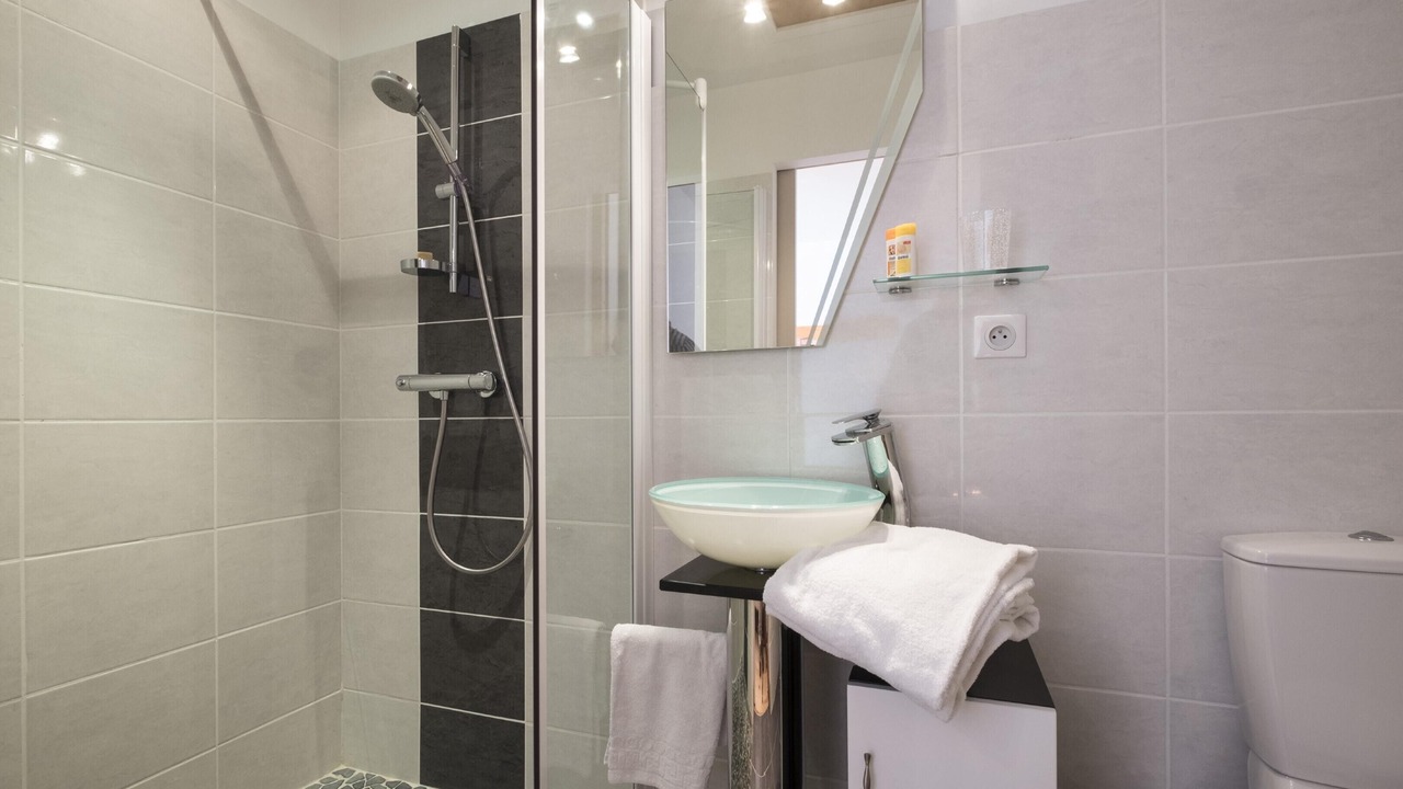 Photo of Bathroom in La Digne-d'Aval