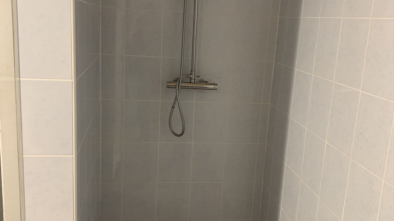 Photo of Bathroom in Robiac-Rochessadoule