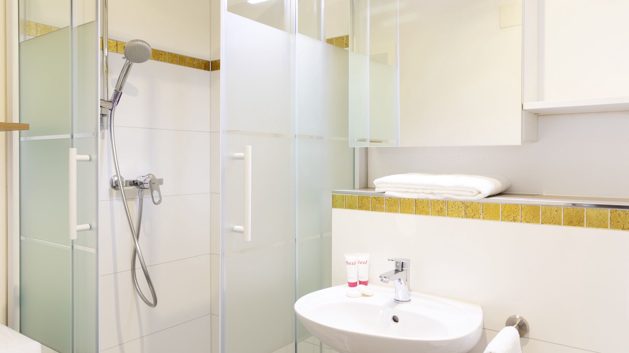 Photo of Bathroom in Hard