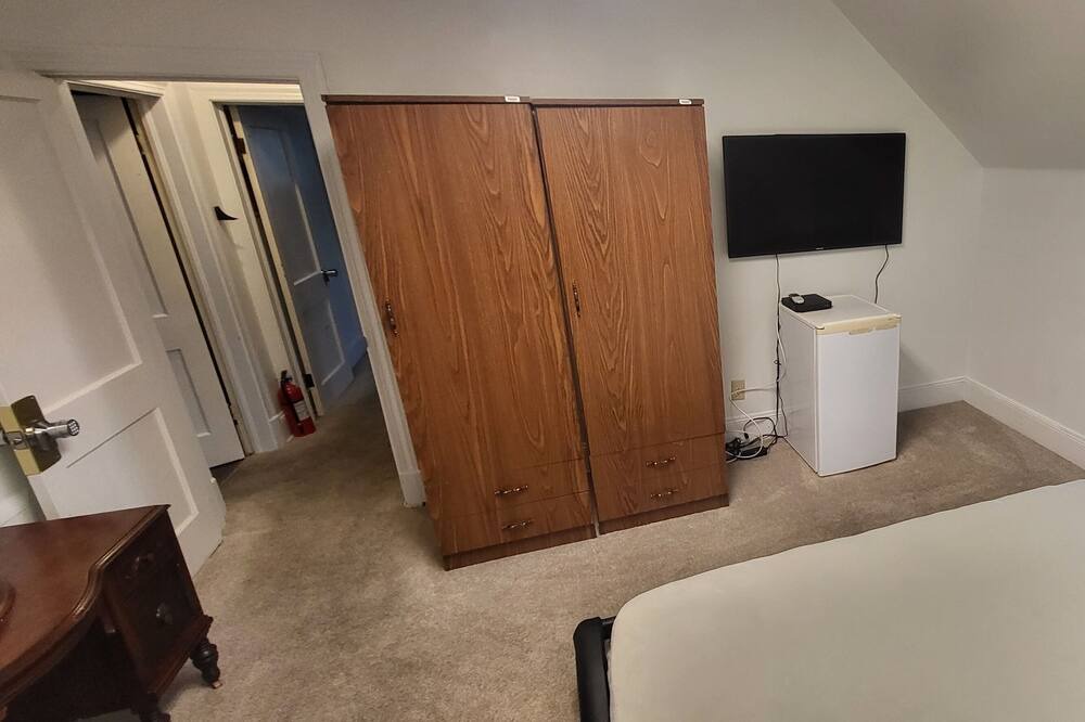 Photo of Bedroom in Glen Burnie