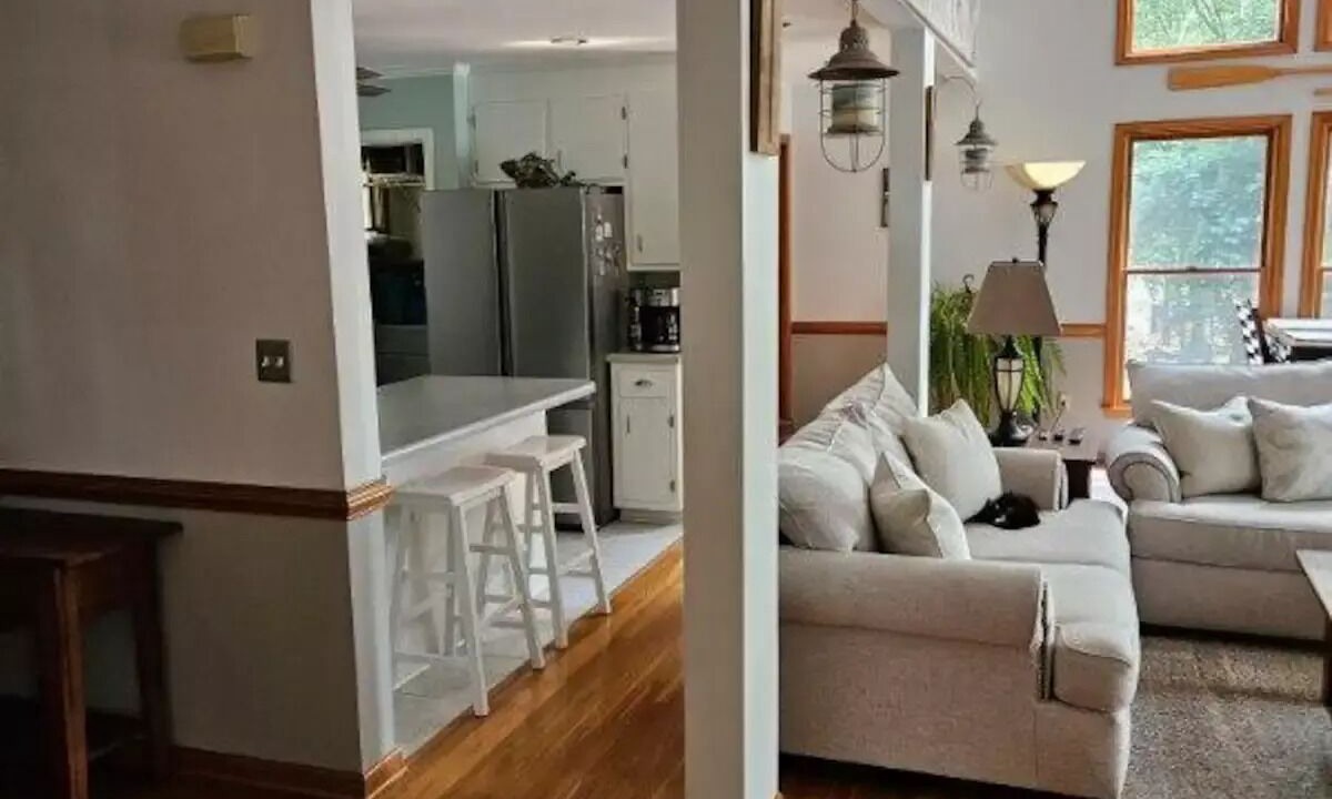 Photo of Livingroom in Ammon