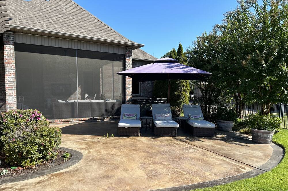 Photo of Outdoor in Conway