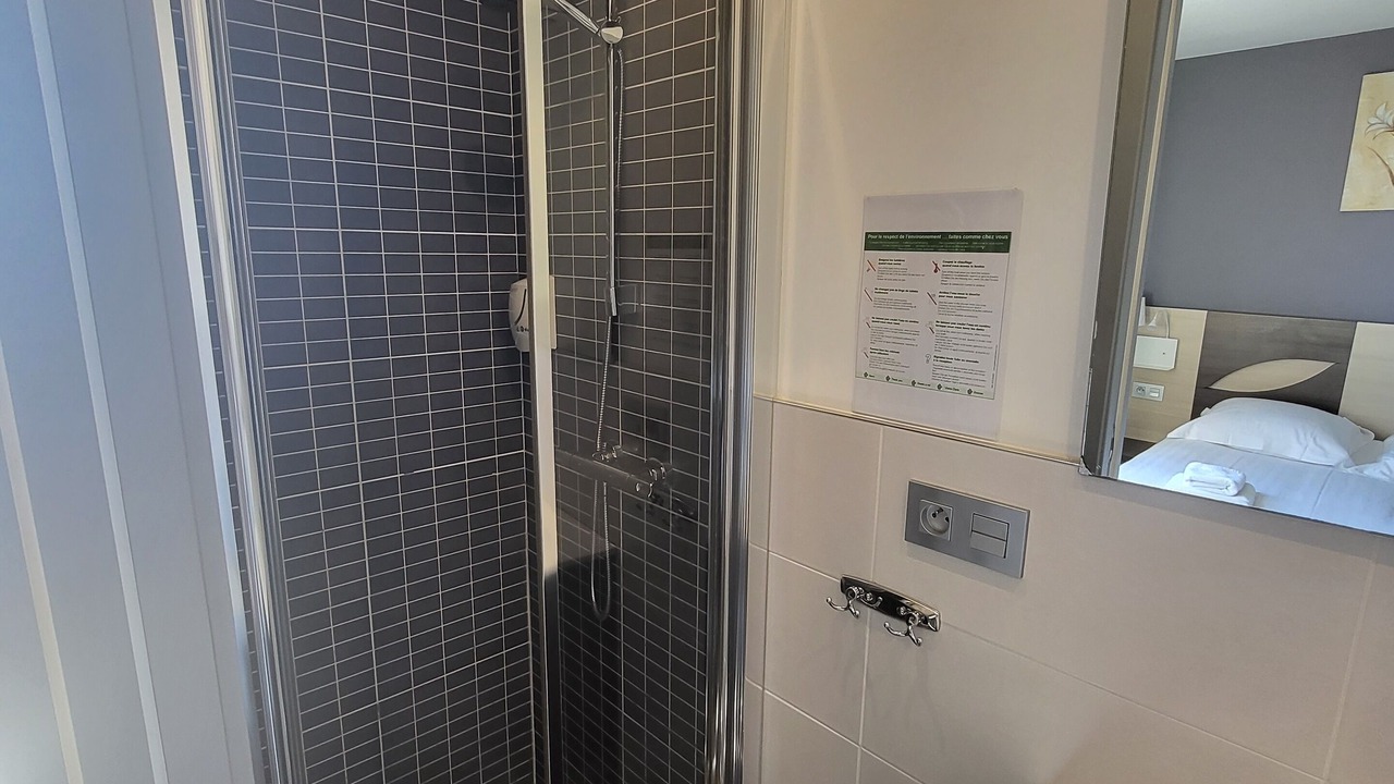 Photo of Bathroom in Hendaye