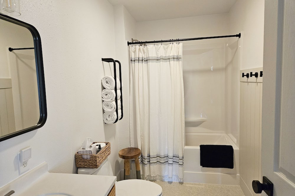 Photo of Bathroom in Wauneta