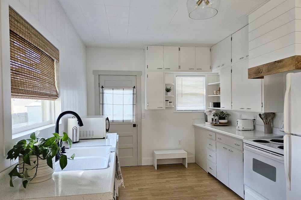 Photo of Kitchen in Wauneta