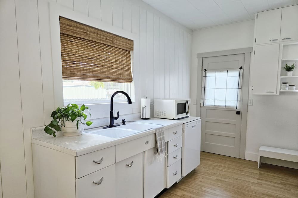 Photo of Kitchen in Wauneta