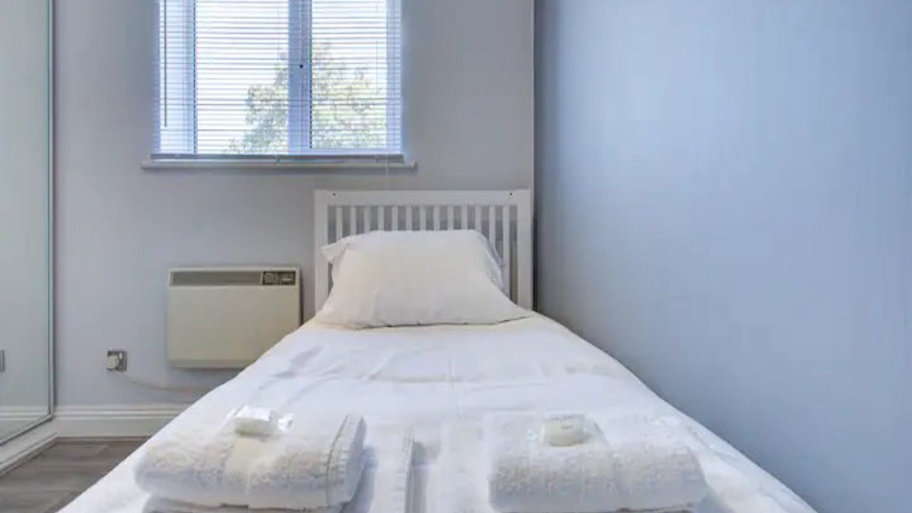 Photo of Others in Crays Hill