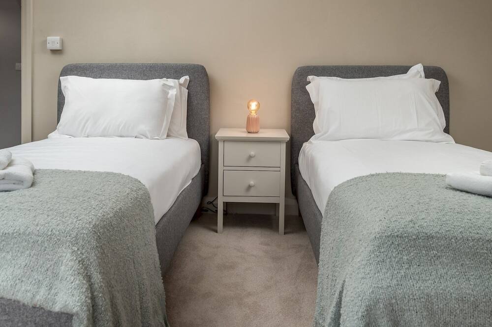 Photo of Bedroom in Hartwell