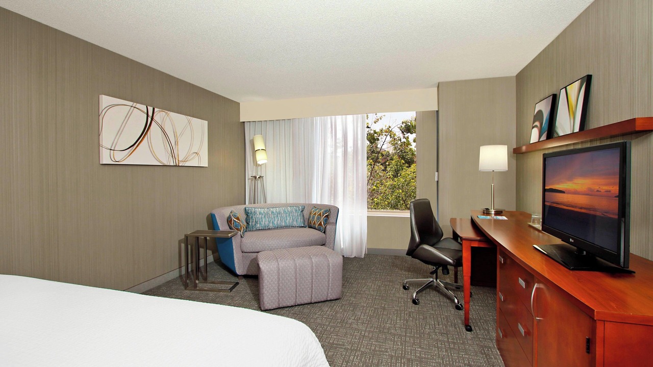 Photo of Others in Downtown Oakland