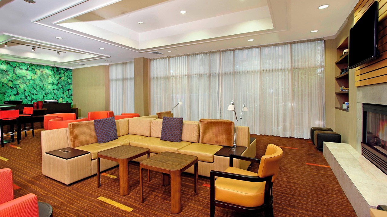 Photo of Others in Downtown Oakland