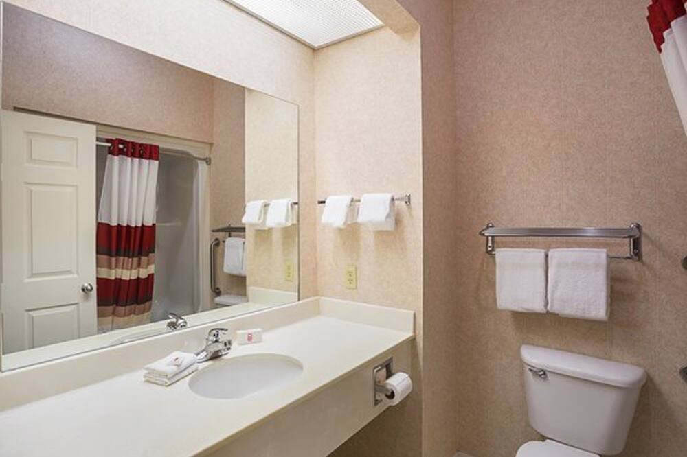 Photo of Bathroom in Whitley City