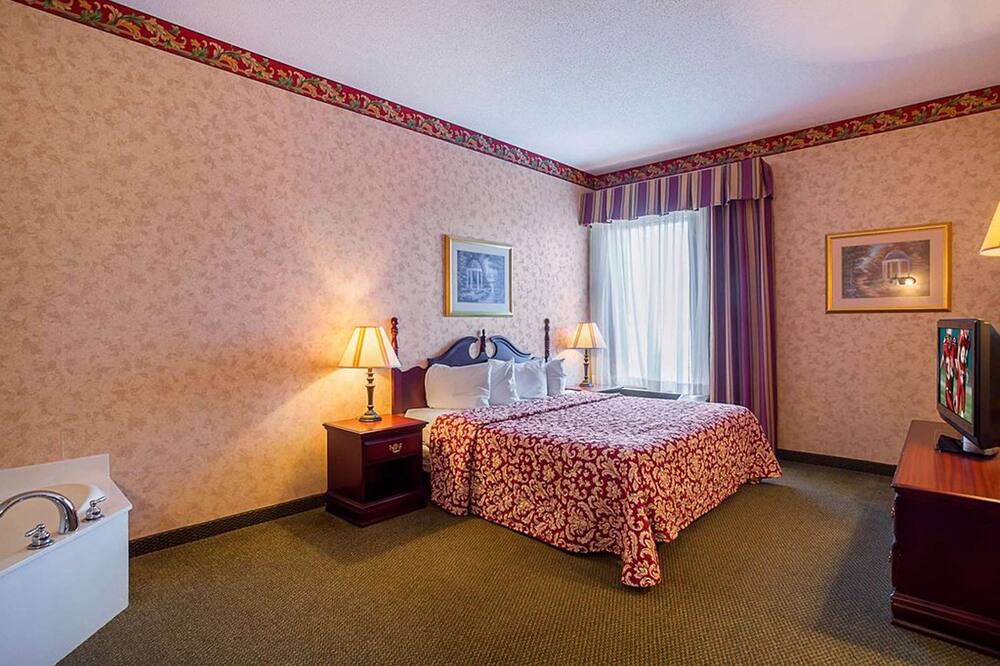 Photo of Bedroom in Whitley City