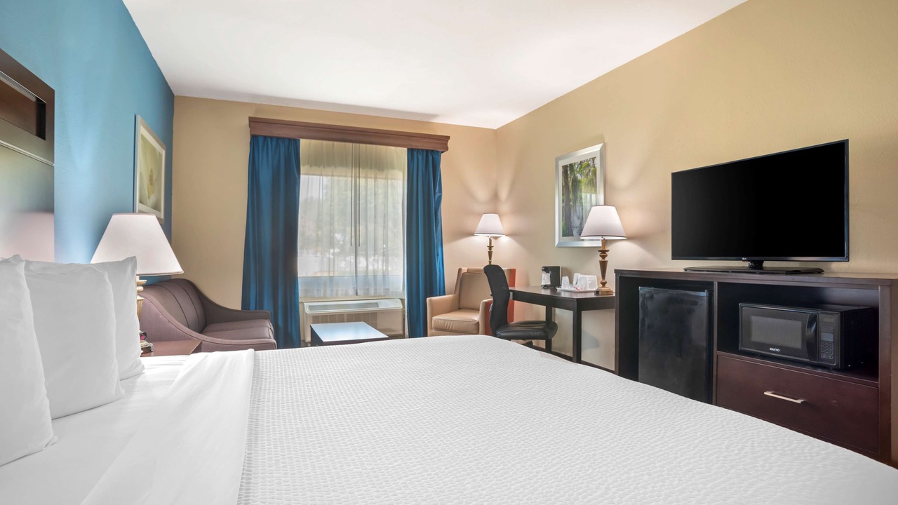 Photo of Bedroom in Ville Platte