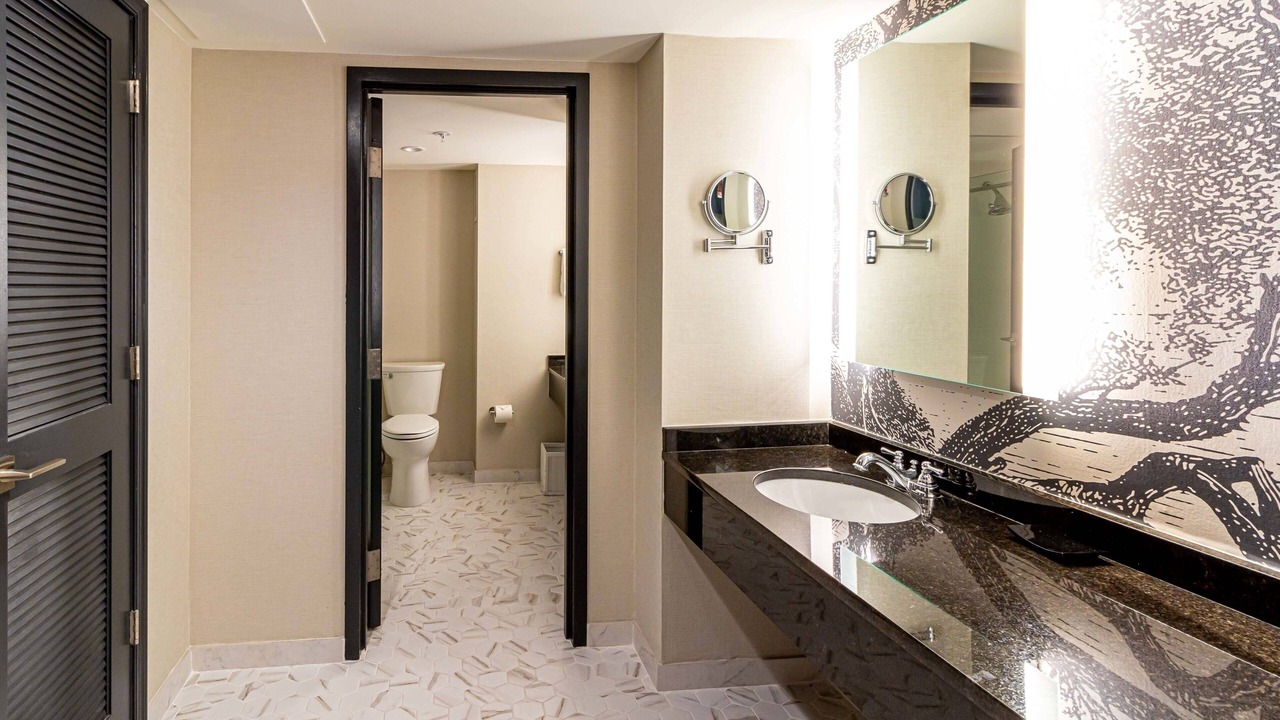 Photo of Others in Williamsburg