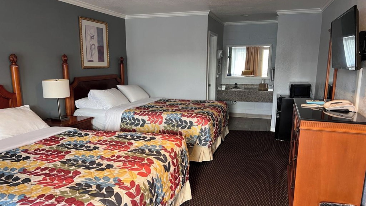 Photo of Bedroom in Westside Santa Cruz