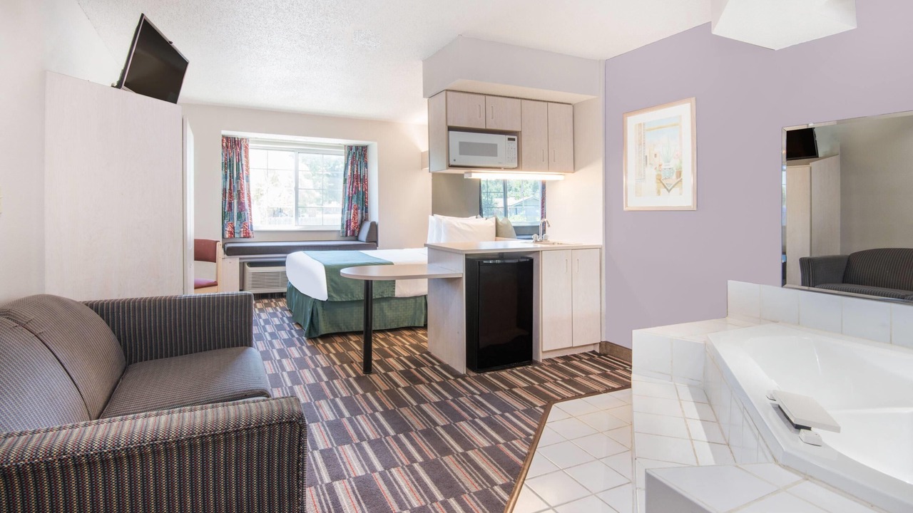 Photo of Bedroom in Verdigris