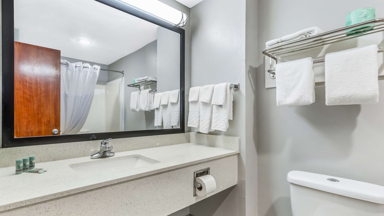 Photo of Bathroom in Port Lavaca