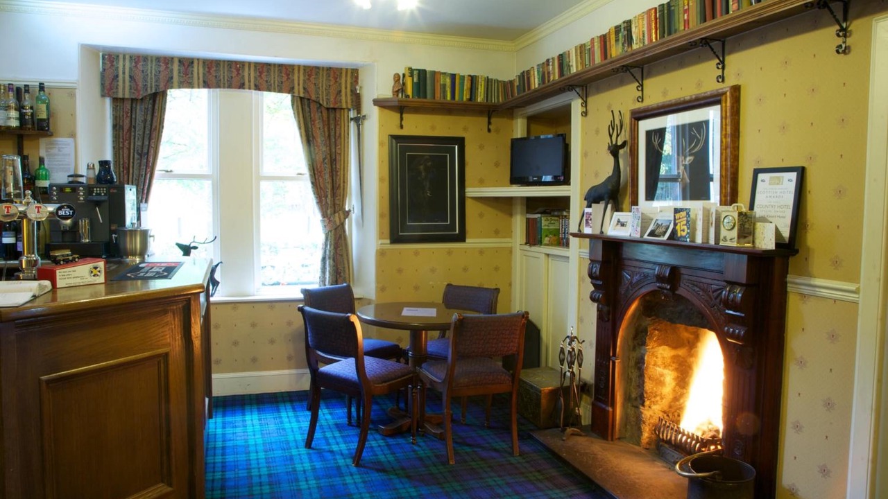 Photo of Others in Dinnet