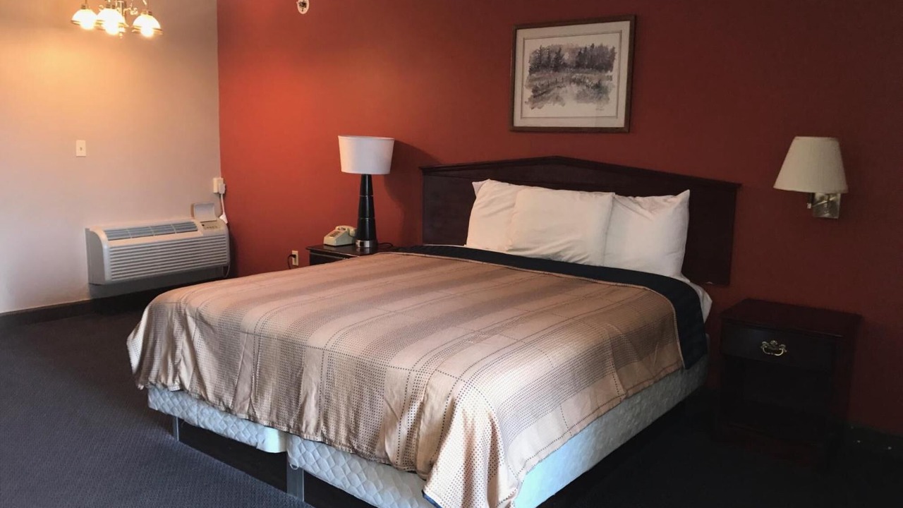 Photo of Bedroom in Hot Springs