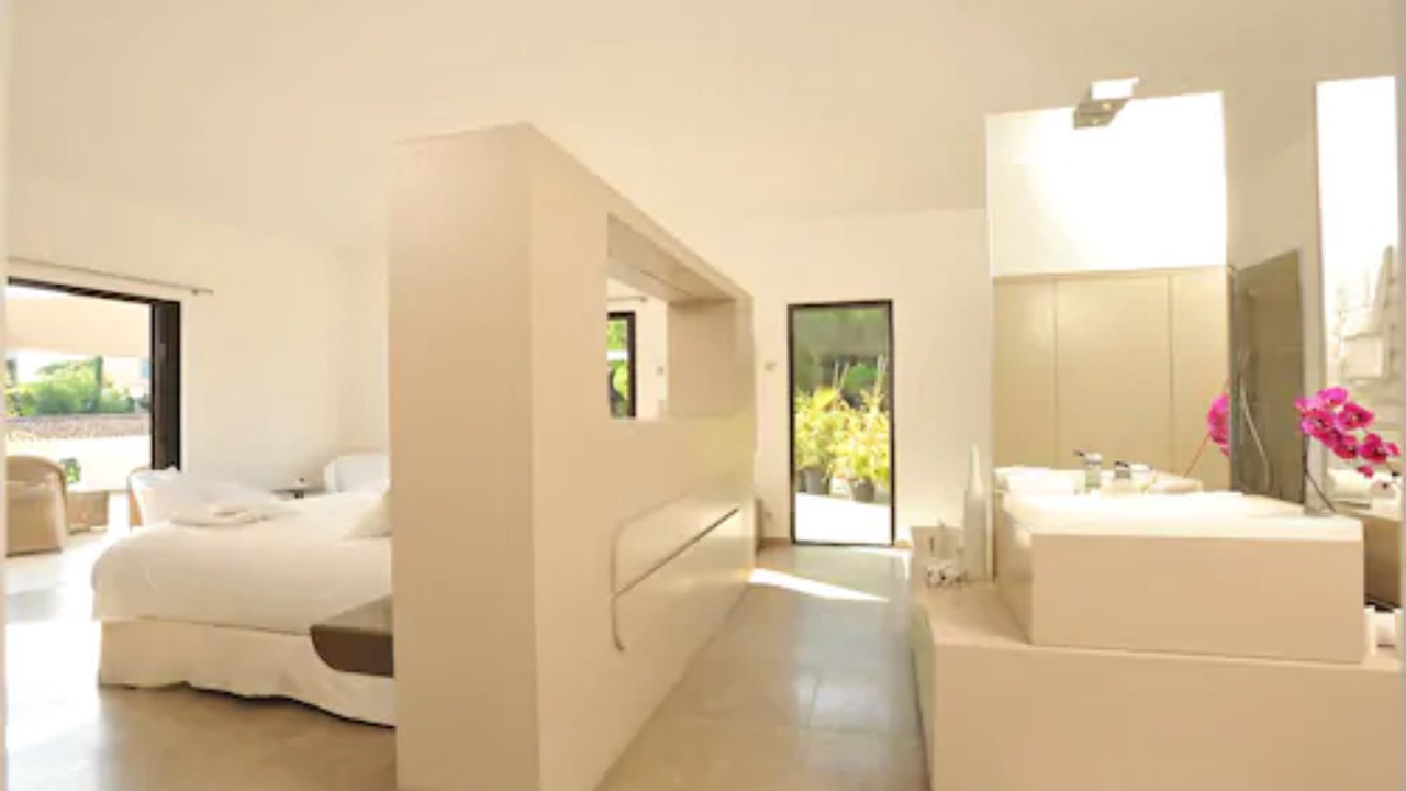 Photo of Bathroom in Cogolin
