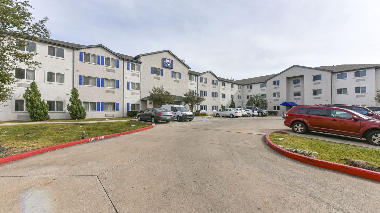 Photo of Outdoor in McNeil