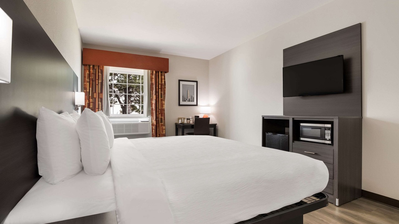 Photo of Bedroom in Tulsa