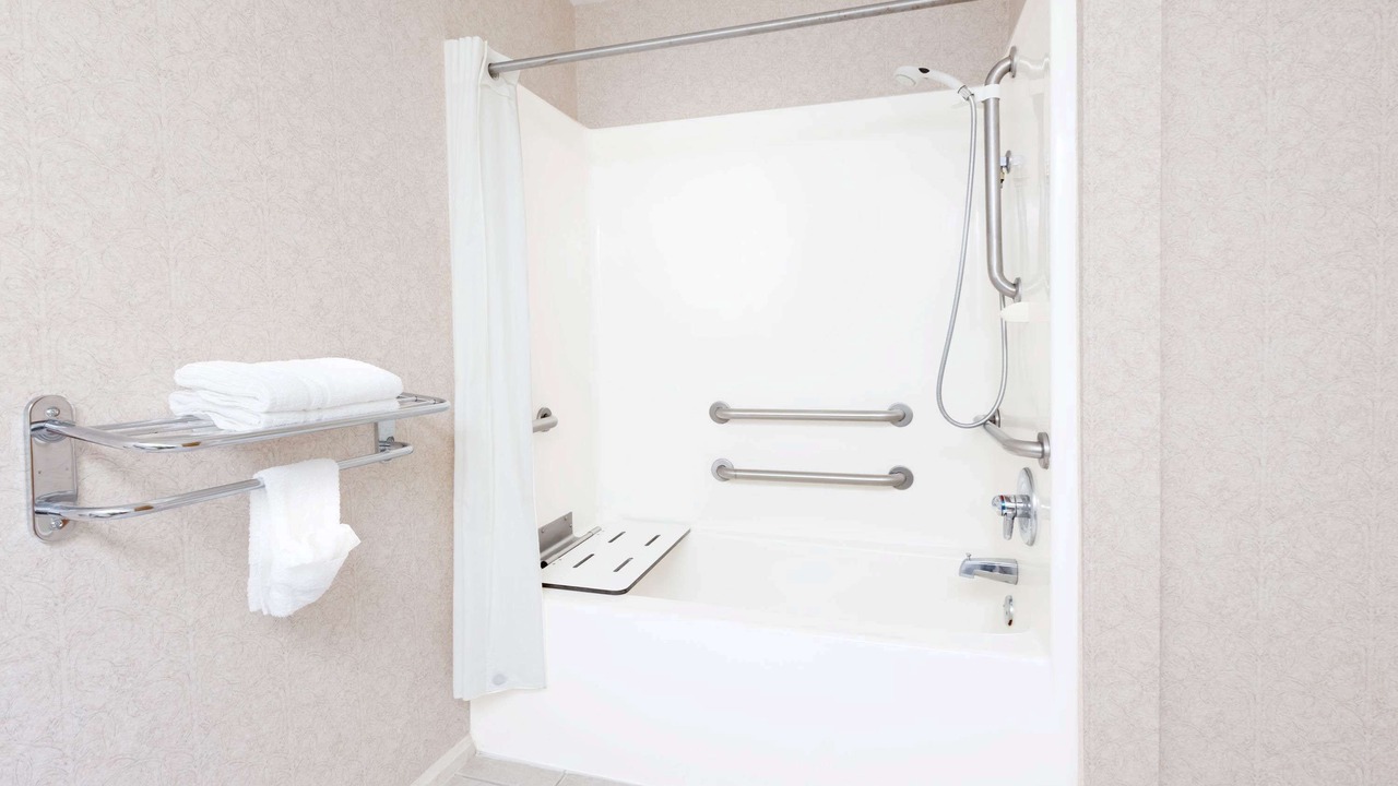 Photo of Bathroom in Pine Bluff