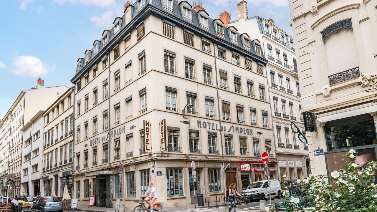 Photo of Outdoor in Carnot - Gailleton