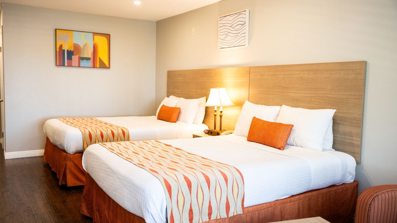 Photo of Bedroom in Anaheim Resort
