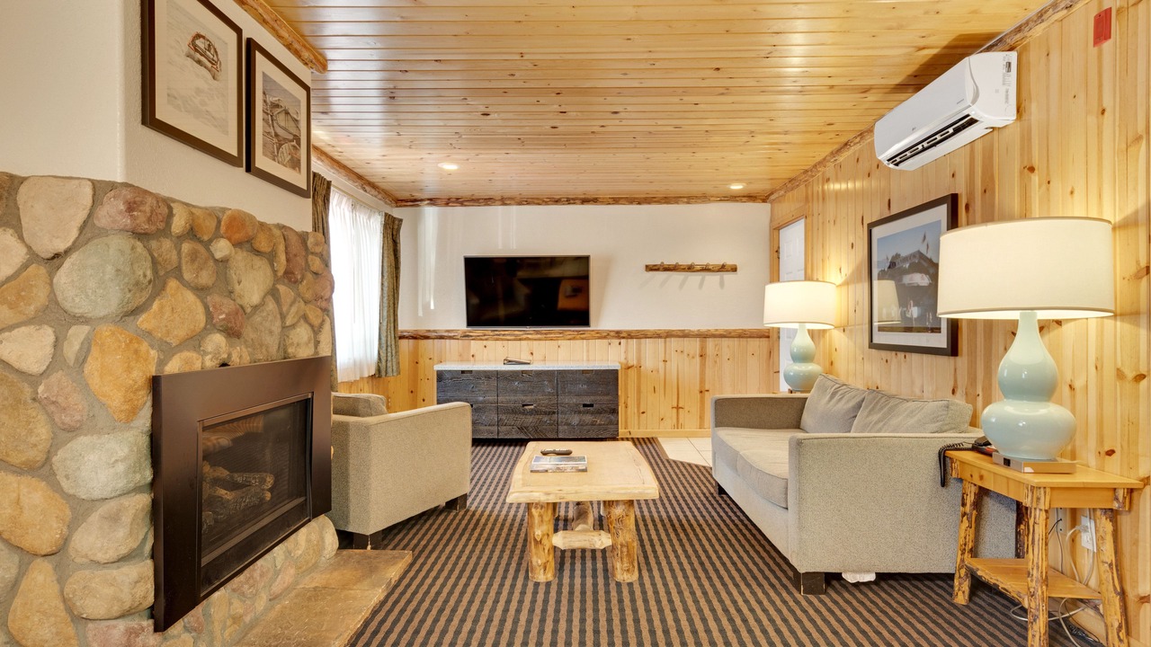 Photo of Livingroom in South Lake Tahoe