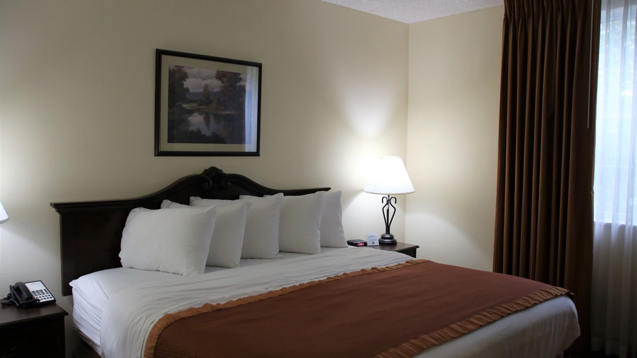 Photo of Bedroom in St. Matthews